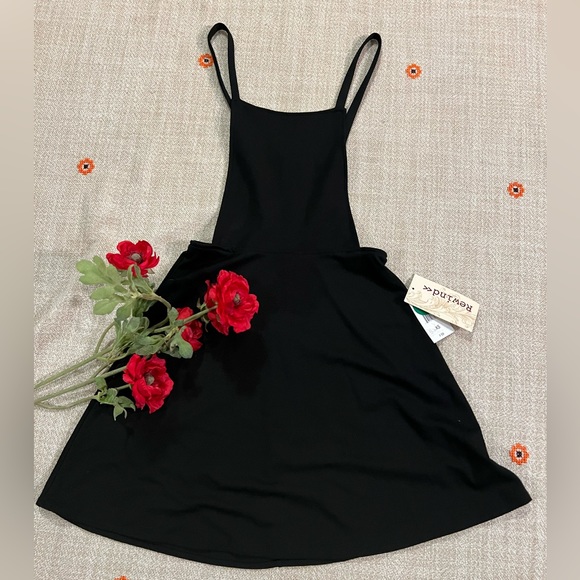 Womens Rewind Size XS Black Spaghetti Strap Dress New With Tags - Picture 1 of 9